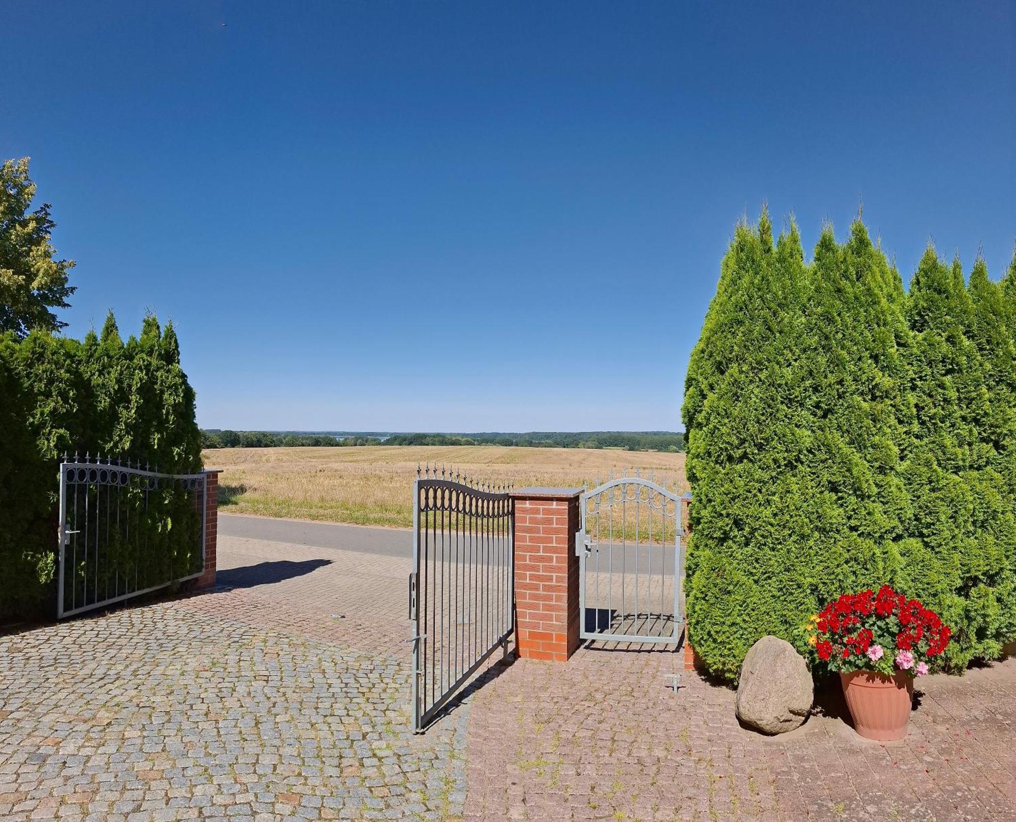 Ferienwohnung Seeblick Neu Schloen ภายนอก รูปภาพ